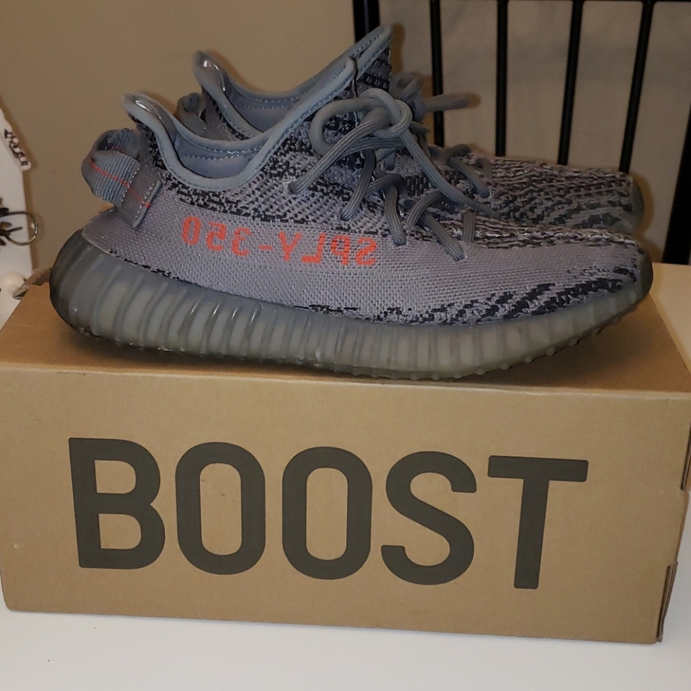 Yeezy Boost 350 V2